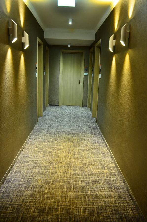 Hotel Baril Haţeg Εξωτερικό φωτογραφία