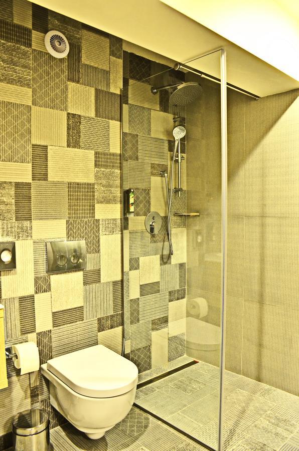 Hotel Baril Haţeg Εξωτερικό φωτογραφία